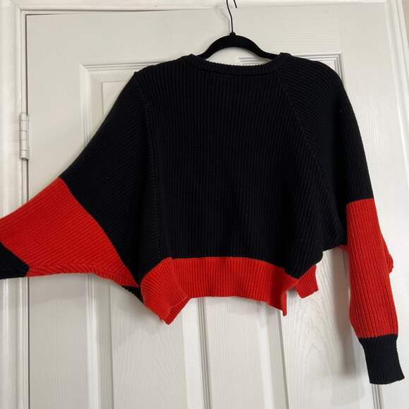 moon & madison crop top sweater - Picture 6 of 7